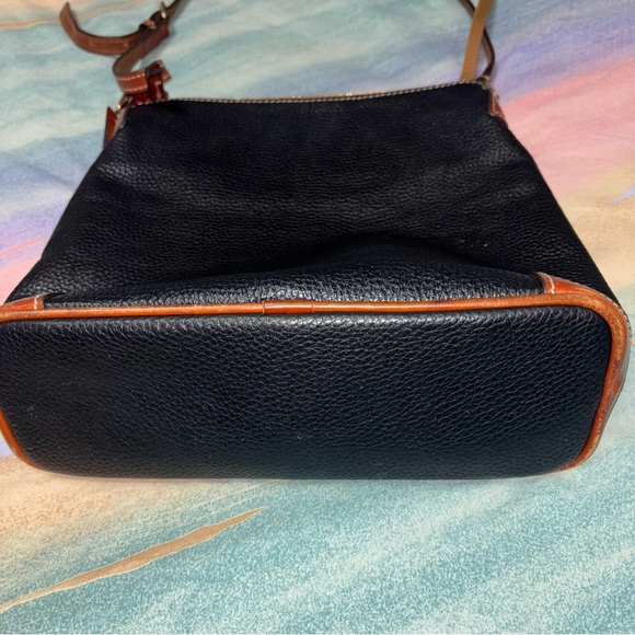 Dooney & Bourke Black Pebbled Leather Crossbody Bag Wide Black & Tan Purse - Picture 6 of 15